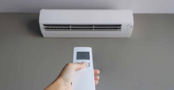 Nicolas de New Clim, expert en climatisation, assure votre confort thermique.